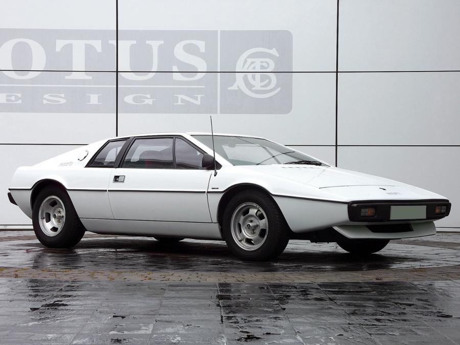  Lotus Esprit 1976 года  (фото 4 из 19)